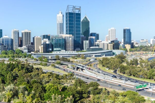 Zicht op de skylline van Perth vanaf Kings Park