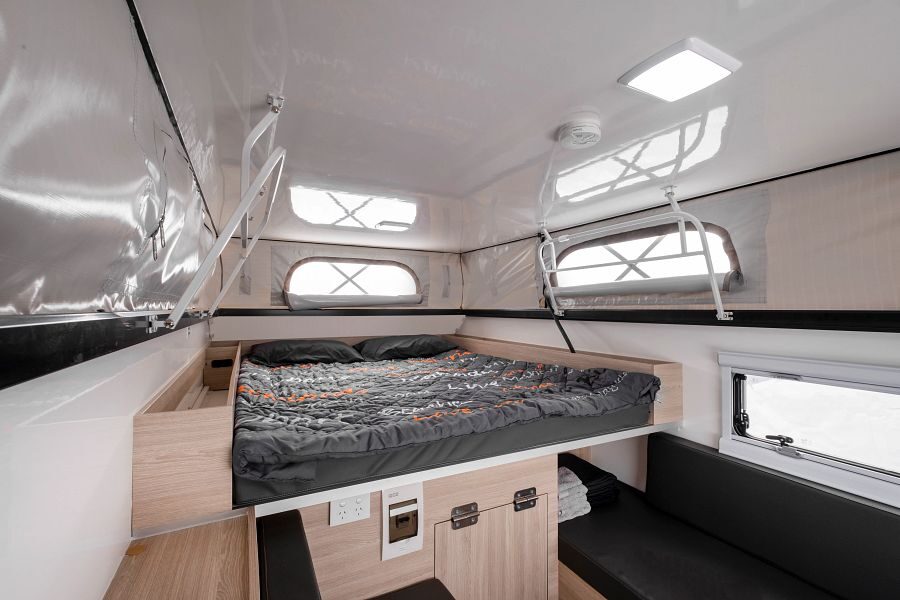 Apollo 4WD Adventure Camper bed